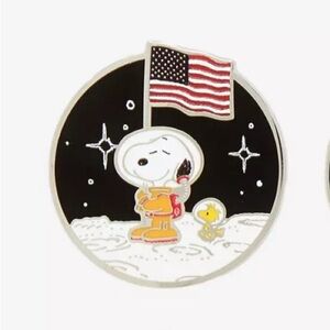 Peanuts Snoopy in Space Blind Box Enamel Pin - Snoopy and Woodstock